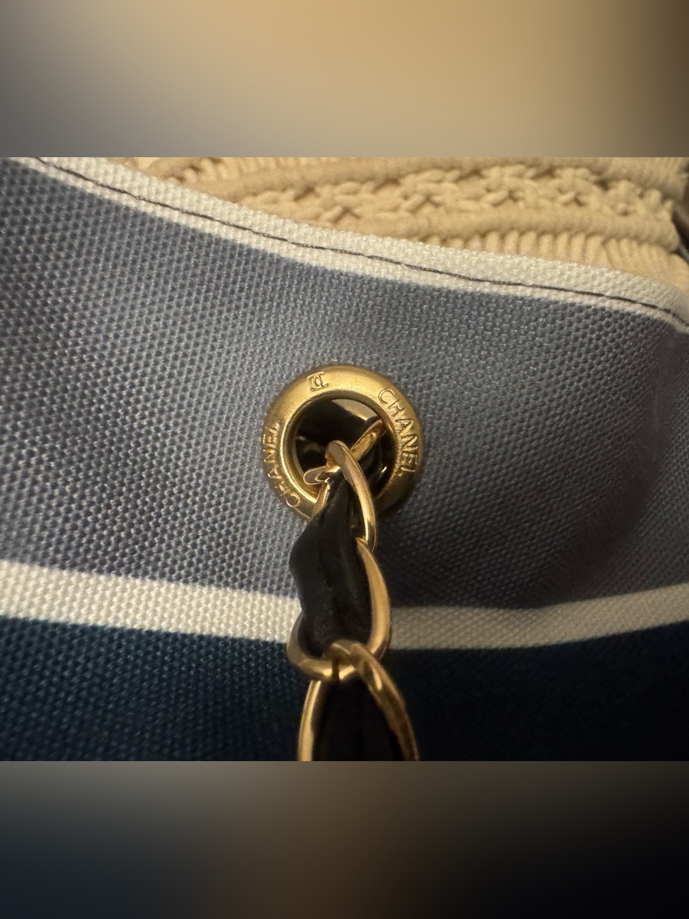 🍹🍹🍹 SALE ALERT ‼️‼️NWOT FASHION DENIM BLUE AND GREY CANVAS TOTE‼️ - Picture 8 of 8
